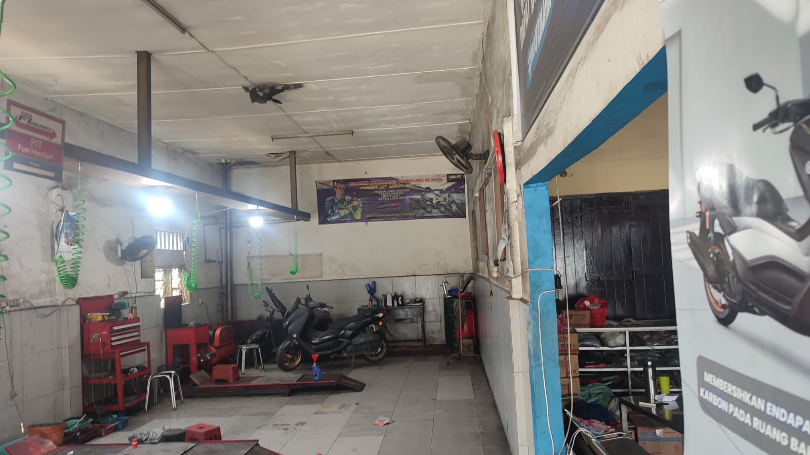 Teknisi Berpengalaman